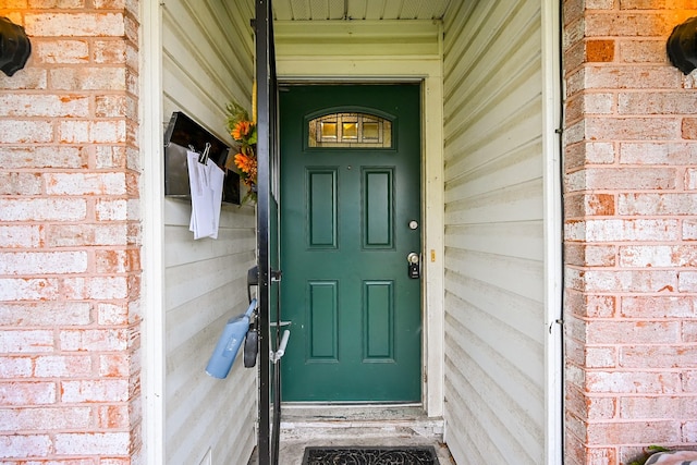 view of exterior entry