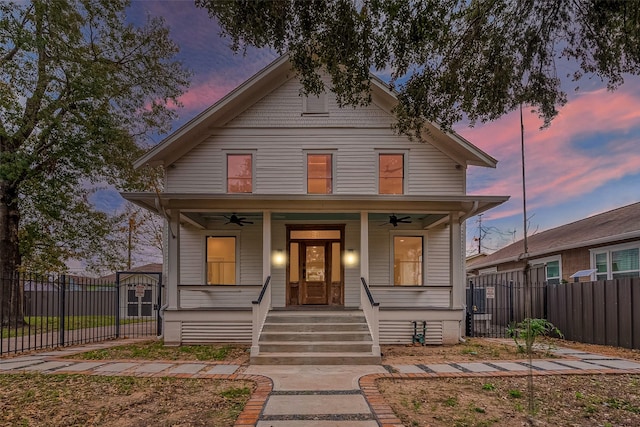 view of front of home featuring a porch and ceiling fan