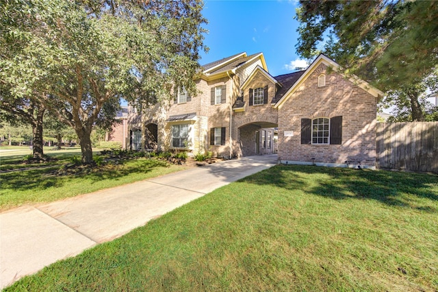 view of front of house with a front yard