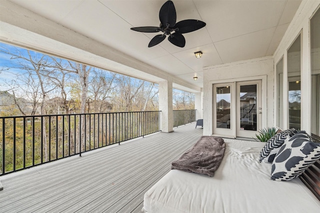 deck with ceiling fan