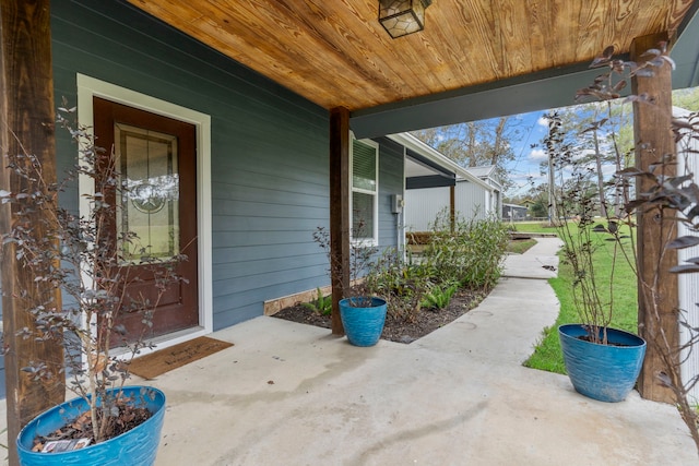 view of entrance to property