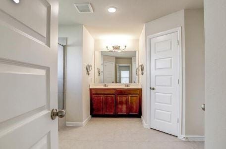 bathroom with vanity