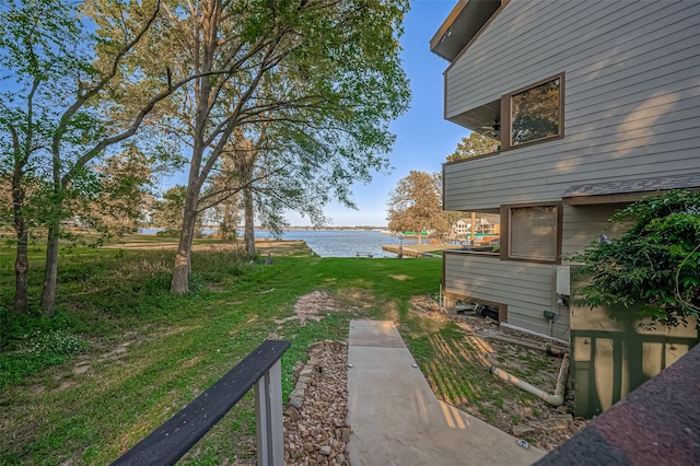 view of yard with a water view