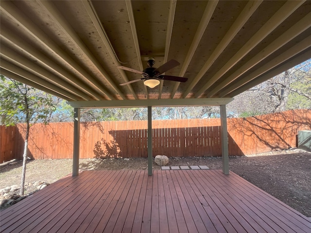 deck with ceiling fan