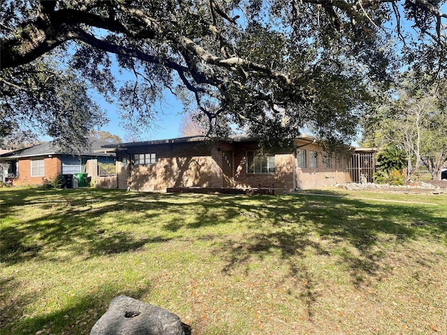 view of front of house with a front yard