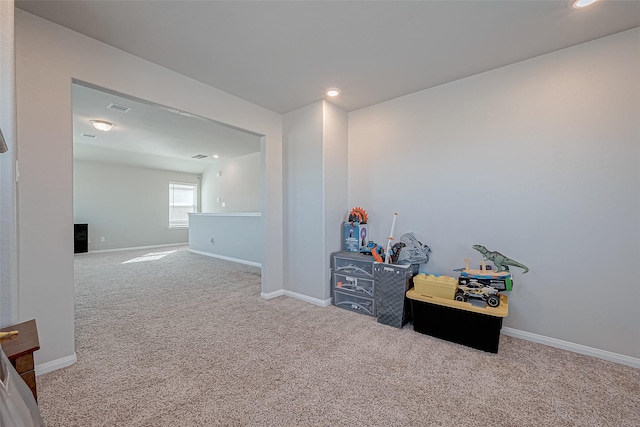 miscellaneous room with carpet