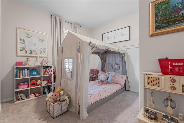 view of carpeted bedroom