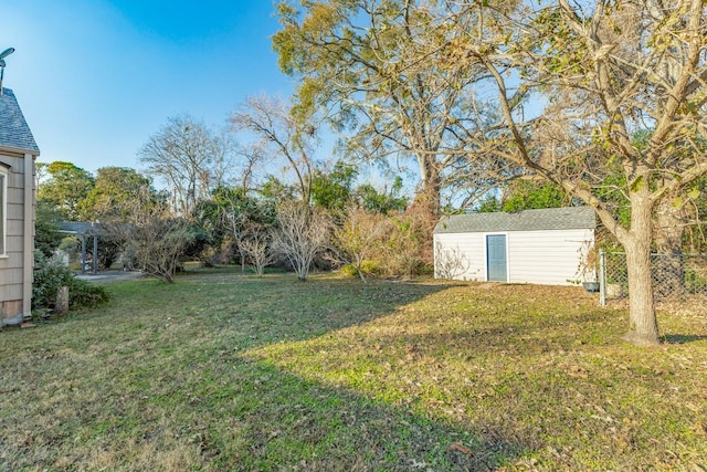 302 E Jackson St, West Columbia, TX 77486 - view of yard with a shed
