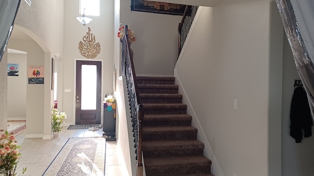 view of tiled entryway