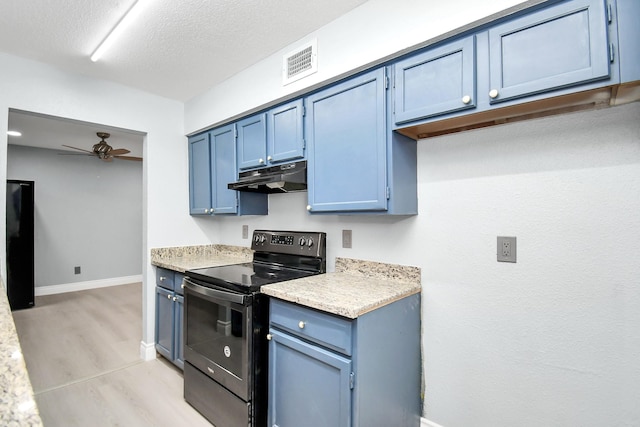 kitchen featuring blue cabinets, light hardwood / wood-style flooring, a textured ceiling, ceiling fan, and black range with electric stovetop