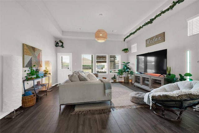 7 Calistoga Cir, Manvel, TX 77578 - living area featuring wood finished floors