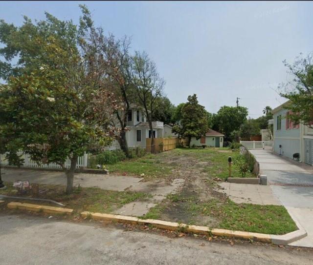 1117 Sealy St, Galveston TX, 77550 land for sale