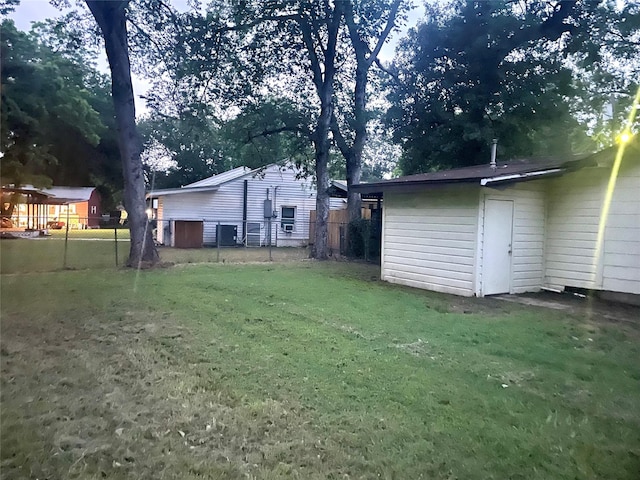 504 E Bell Ave, Crockett, TX 75835 - view of yard