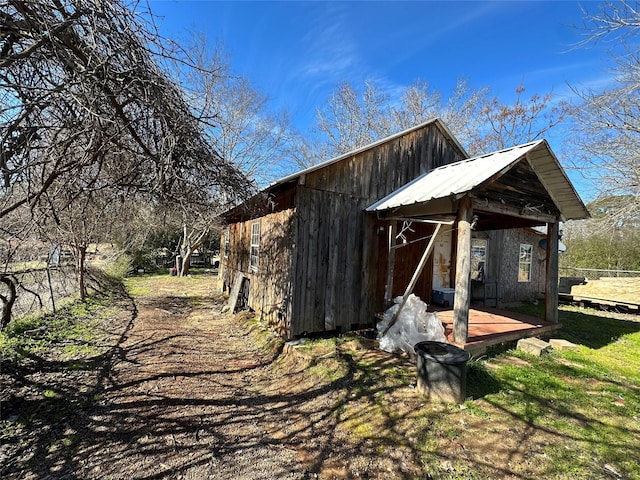 view of outbuilding