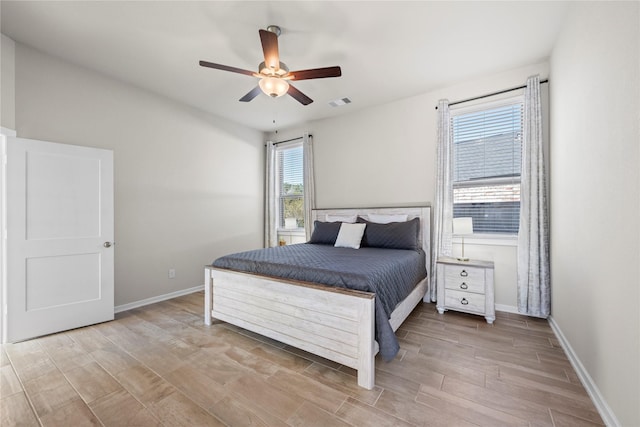 bedroom with ceiling fan