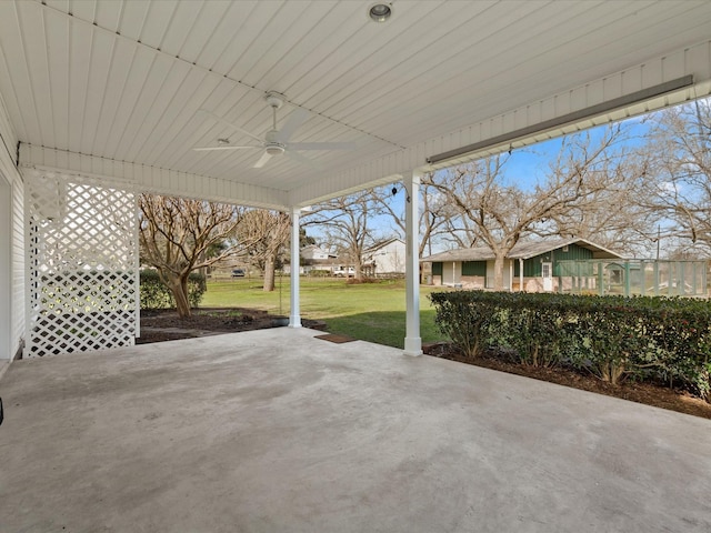 view of patio featuring a ceiling fan