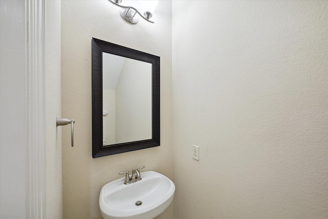 bathroom with sink