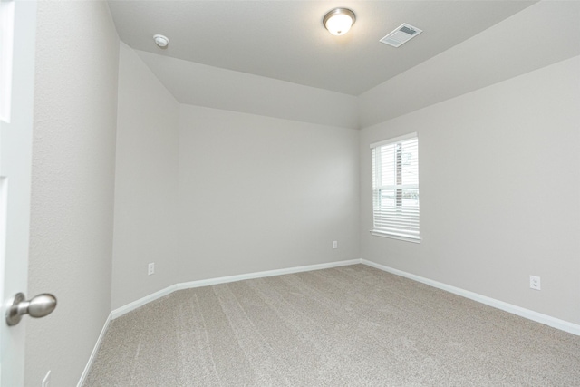 unfurnished room featuring carpet floors