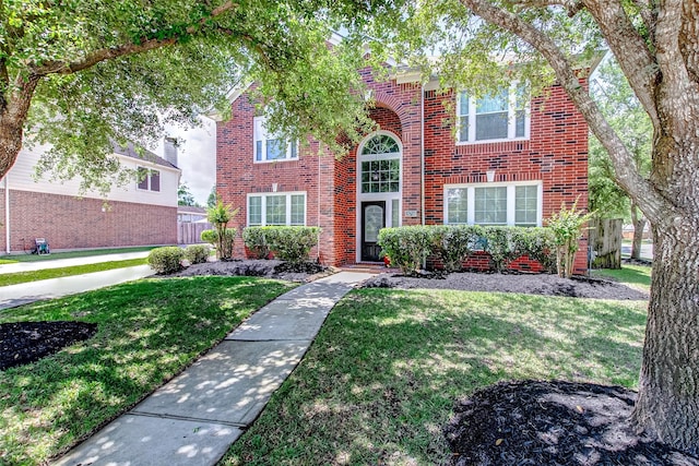 view of front of house featuring a front yard