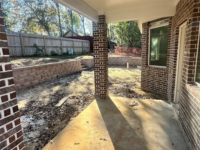 view of yard with a patio area