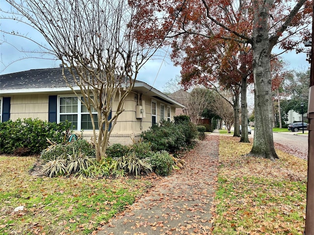 view of side of property