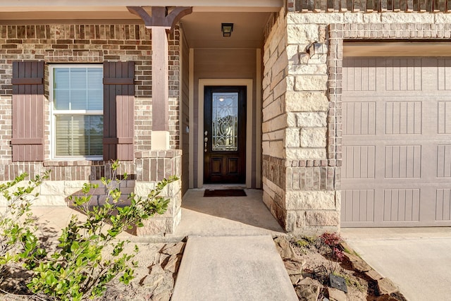 property entrance featuring a garage