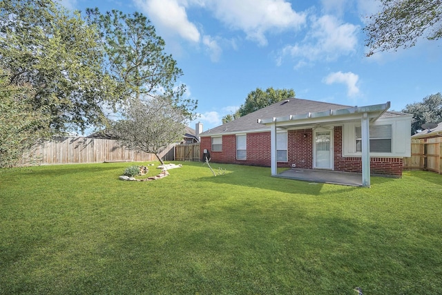 view of yard with a patio