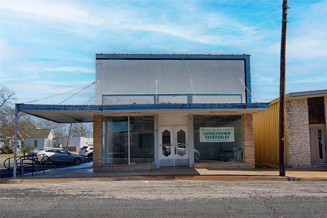 view of building exterior