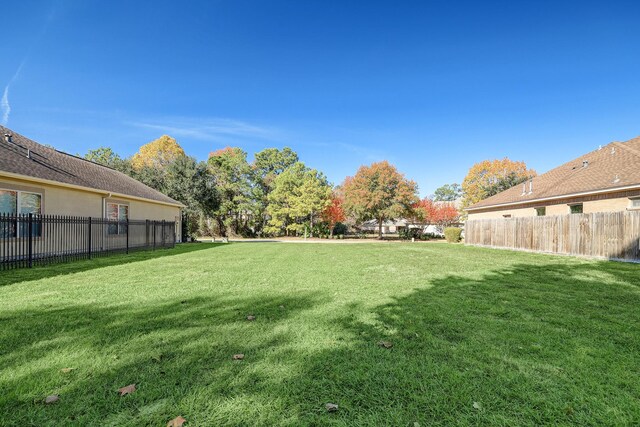 2926 S Cotswold Manor Dr, Kingwood, TX 77339 - photo 11