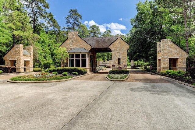 2926 S Cotswold Manor Dr, Kingwood, TX 77339 - photo 13