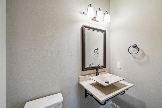 bathroom with sink