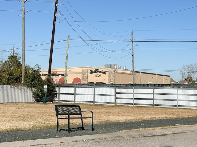 view of surrounding community