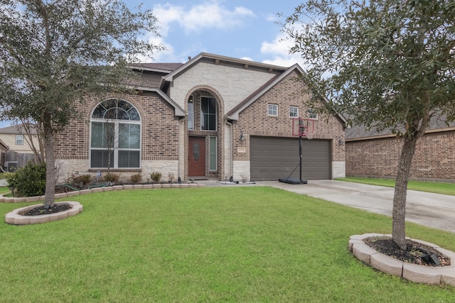 view of front facade featuring a garage and a front yard