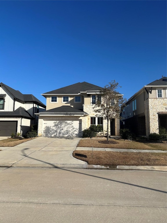 view of front facade with a garage