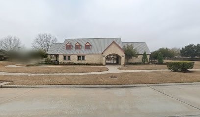 view of front of house with a front lawn