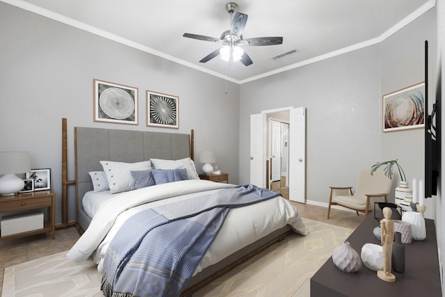 bedroom with crown molding and ceiling fan