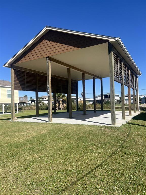 1112 N Monkhouse Dr, Crystal Beach TX, 77650 land for sale