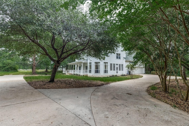 36111 Post Oak Cir, Magnolia, TX 77355 - surrounding community featuring driveway and an attached garage