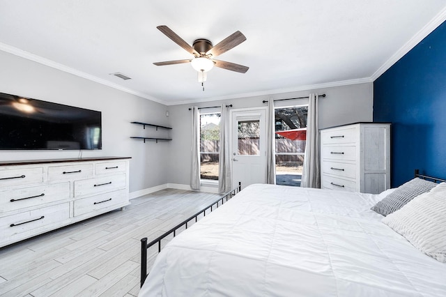 bedroom with crown molding, ceiling fan, and light hardwood / wood-style floors