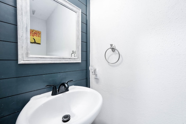 bathroom with sink