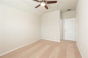 unfurnished room with light carpet and ceiling fan