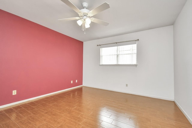 empty room with ceiling fan