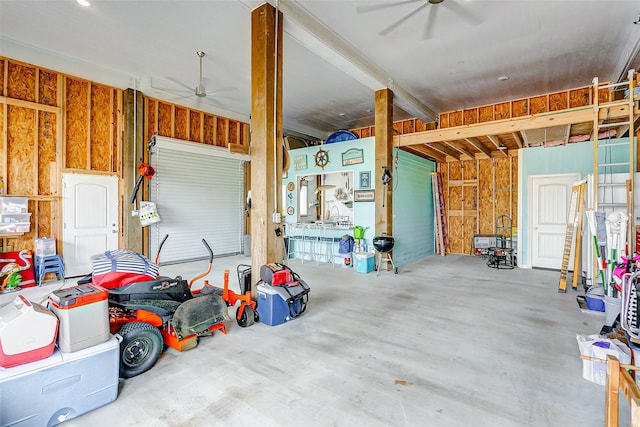 garage featuring ceiling fan