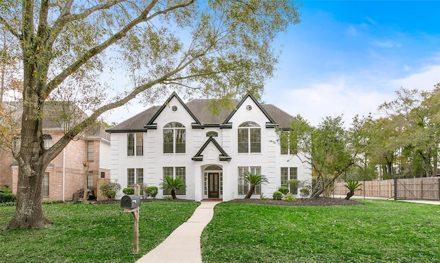 view of front of property with a front lawn