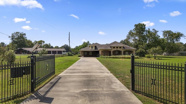 view of front of home with a front lawn