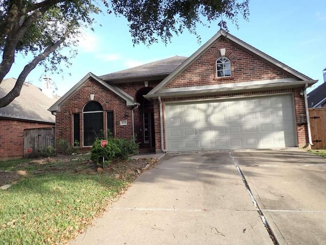 view of front facade with a garage