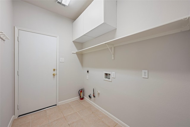 clothes washing area with baseboards, visible vents, hookup for a gas dryer, hookup for a washing machine, and electric dryer hookup