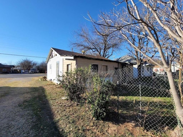 view of property exterior