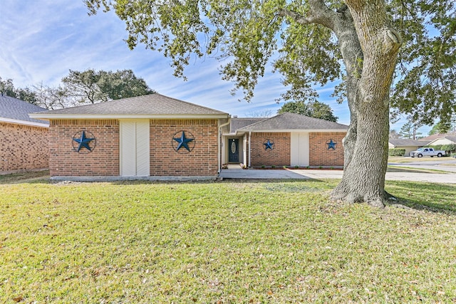 Listing photo 2 for 1802 Pilgrims Point Dr, Friendswood TX 77546