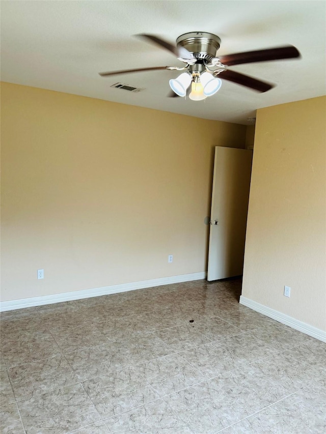 unfurnished room featuring ceiling fan